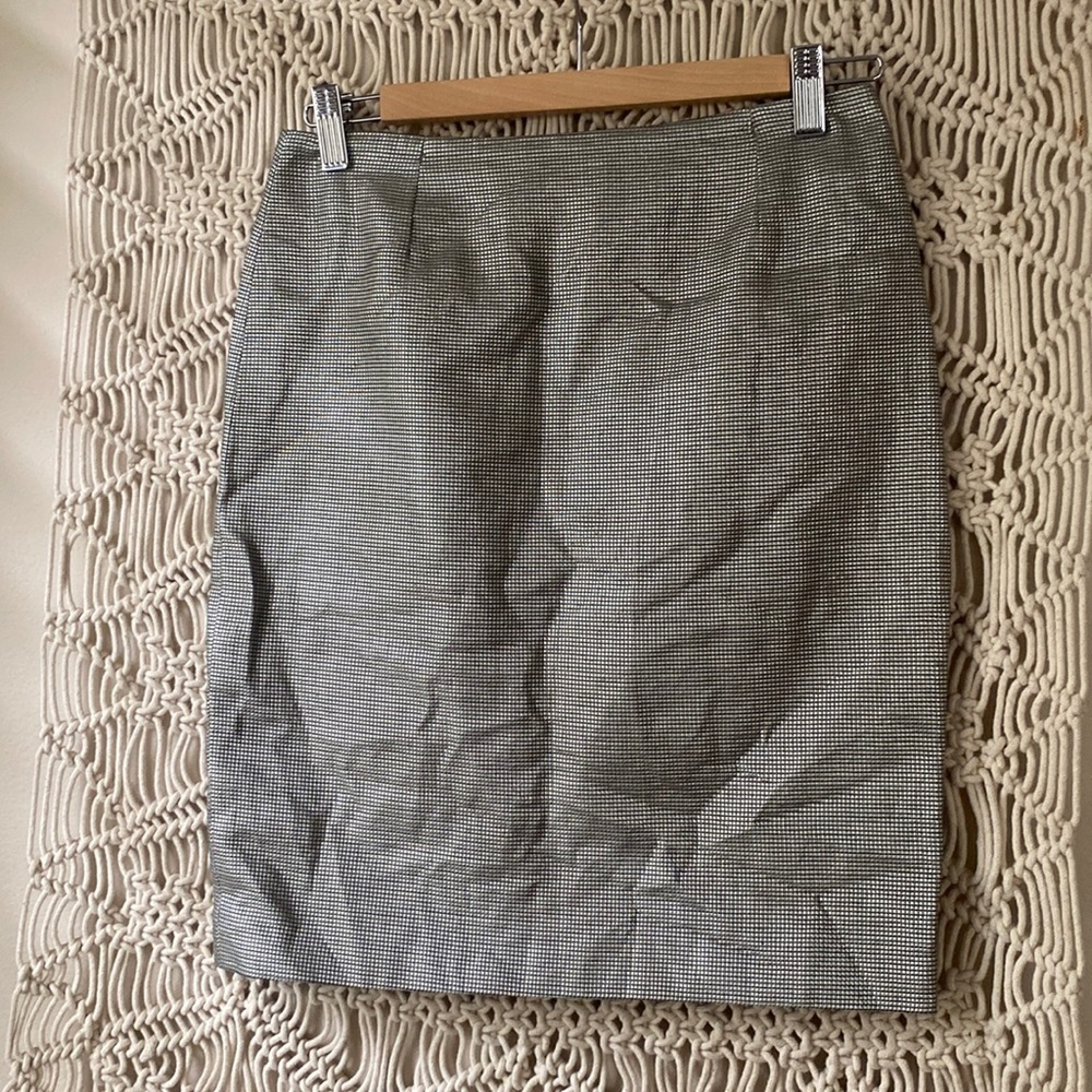 Luca Luca Silver Metallic Pencil Skirt | EU 40